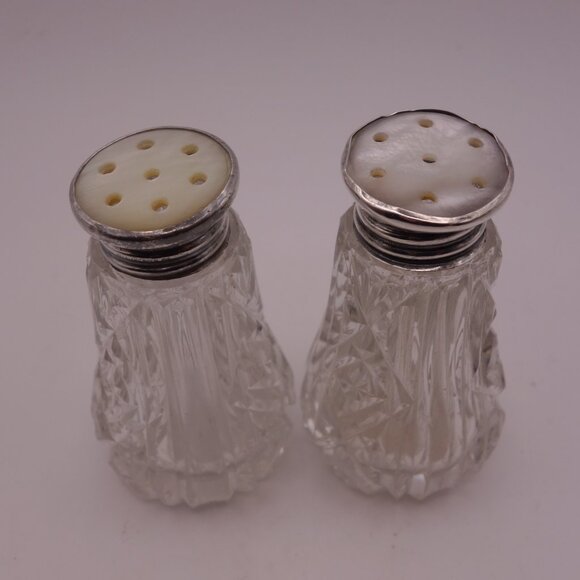 Set of Two 925 Sterling Silver Top Salt Shakers - Picture 2 of 16